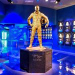 Kennedy Space Center: Heroes and Legends